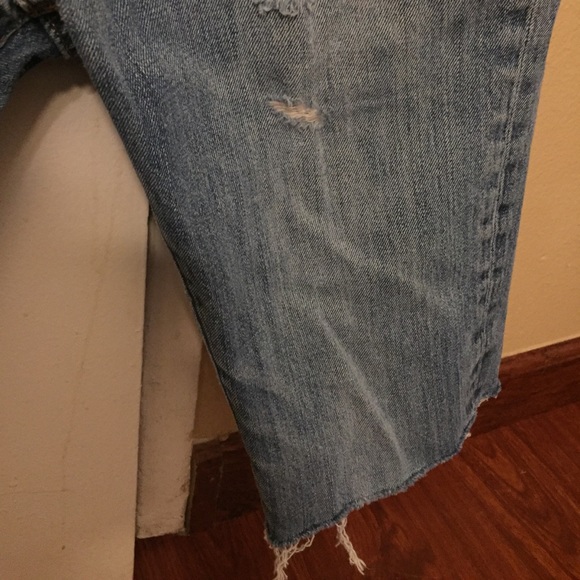 Custom distressed jean shorts - Picture 4 of 8